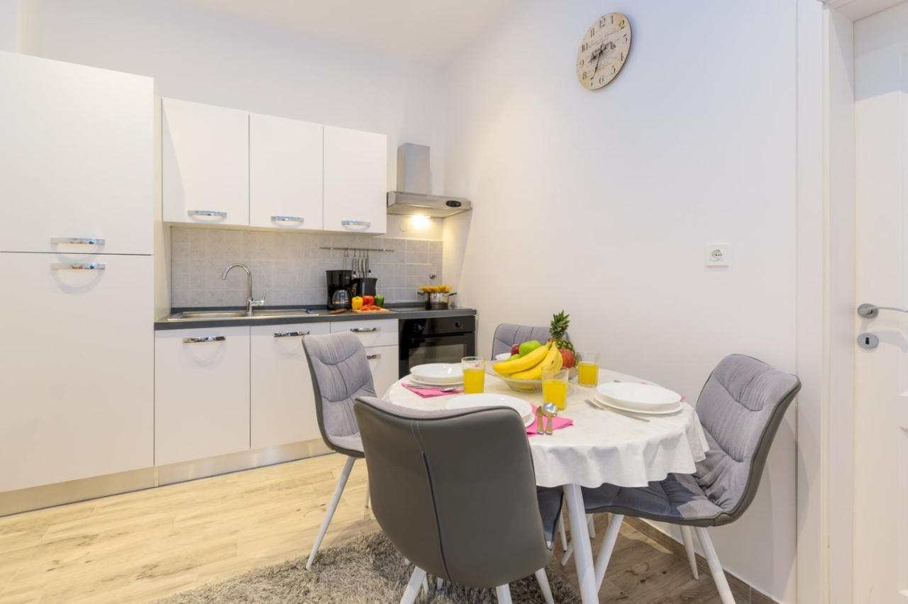 Charming Apartment In Town Center PUY Eksteriør bilde